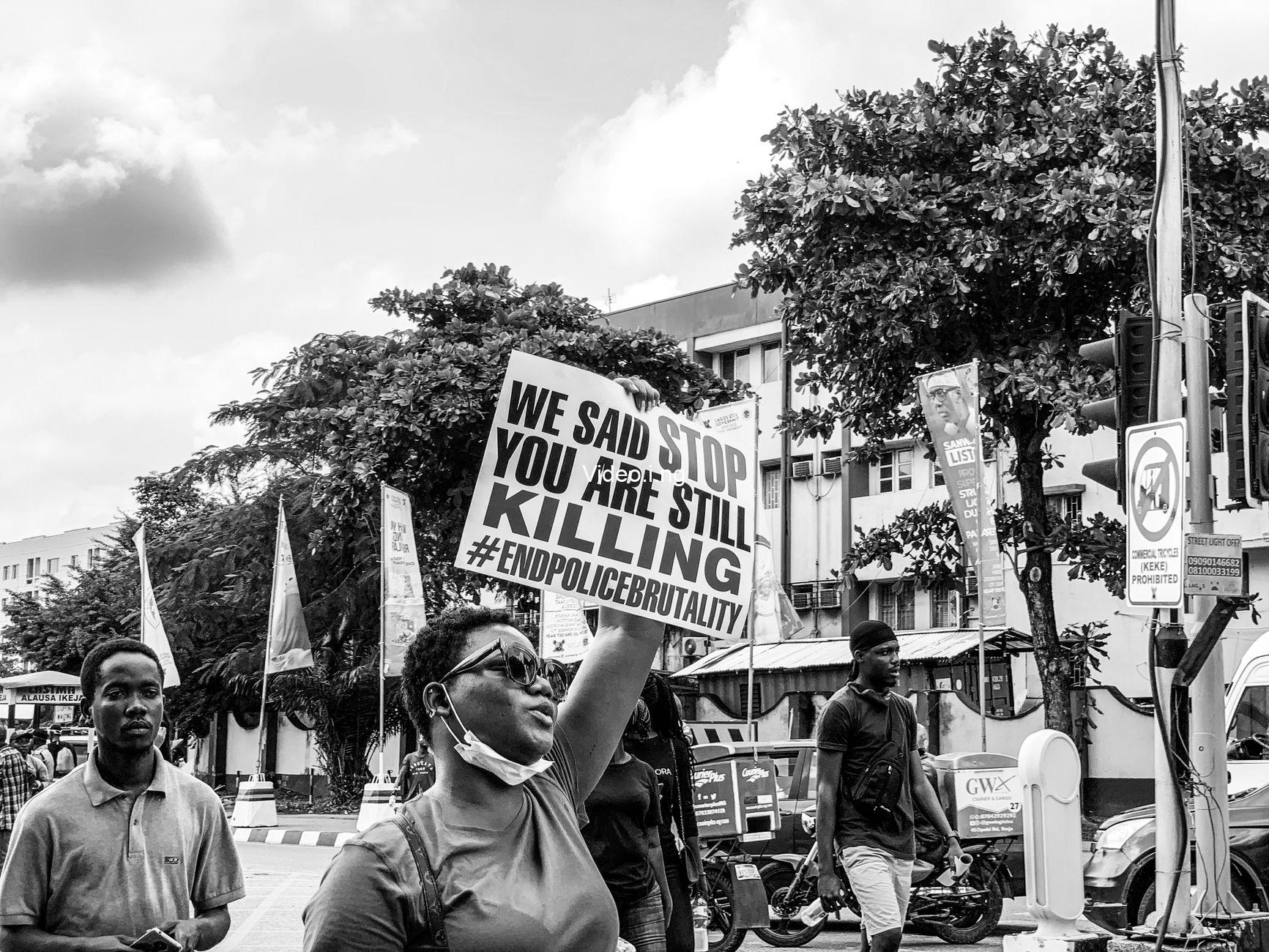 Woman cries out for justice after her brother was stabbed to death over N200 debt in Lagos
