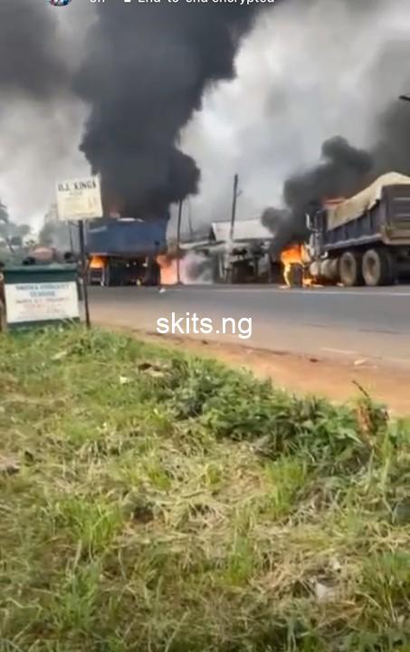 Gunmen set six vehicles ablaze in imo kidnap passengers video