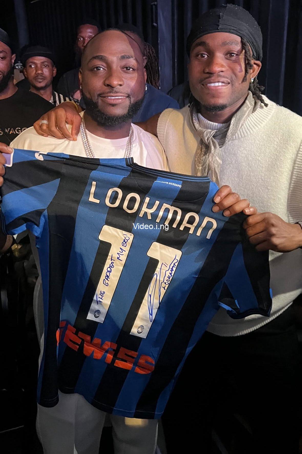 Ademola lookman gifts davido signed jersey video