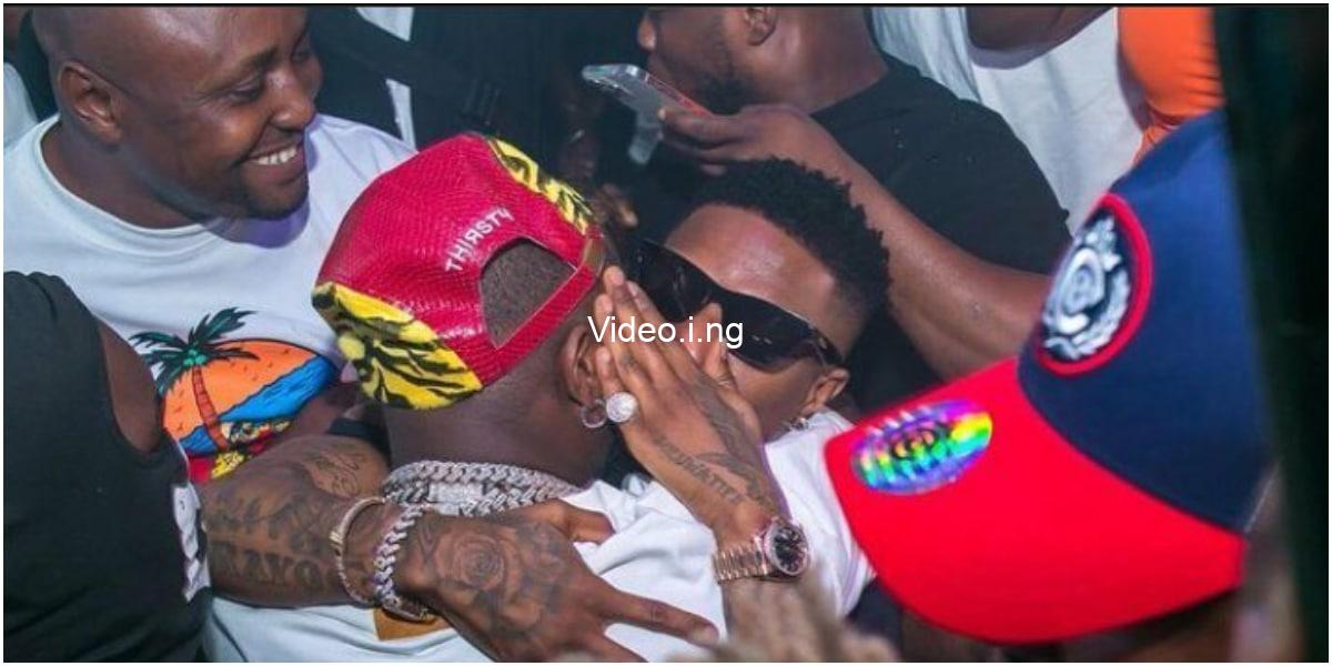 Your fav won suffocate my king reactions as old video of davido and wizkid hugging tightly pops up