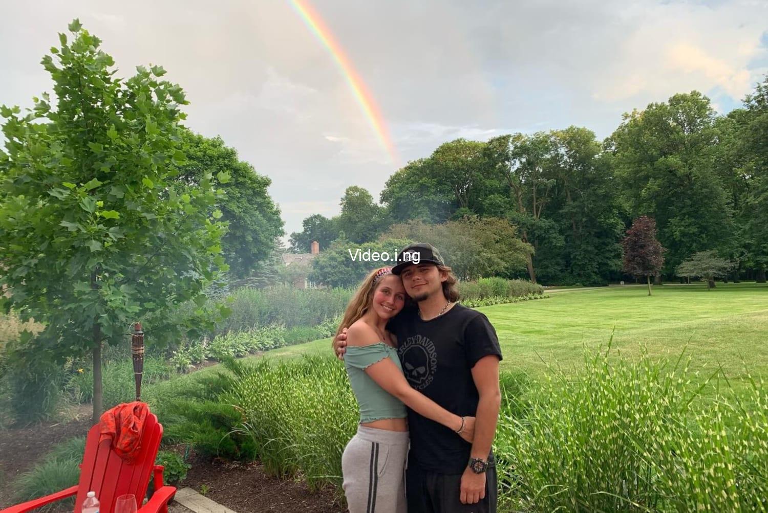 Micheal jacksons oldest son announces engagement