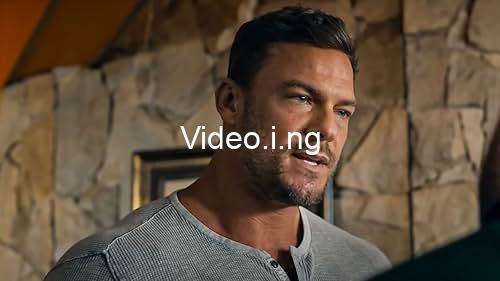 Playdate trailer alan ritchson ditches reacher to play a stay at home dad