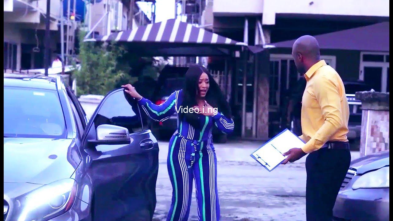 Single billionaire lady fell deeply in love with an unemployed stranger she almost ran over