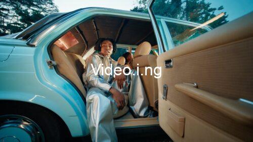 Fola ignites excitement with entrancing music snippet ahead of imminent release