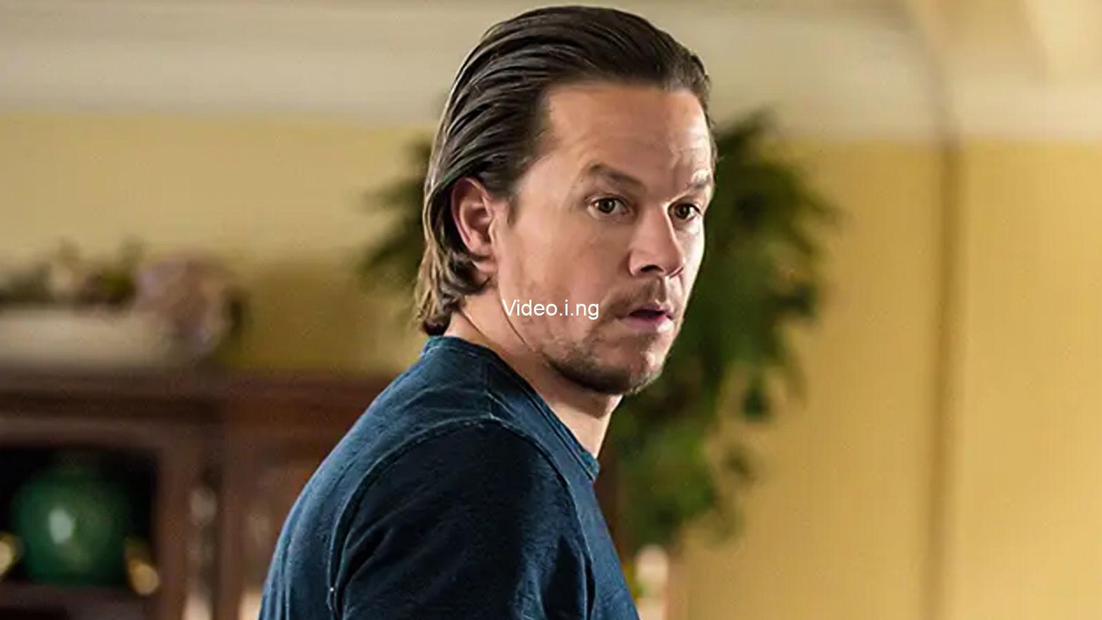 5 reasons this 242m mark wahlberg movie is perfect for christmas evening