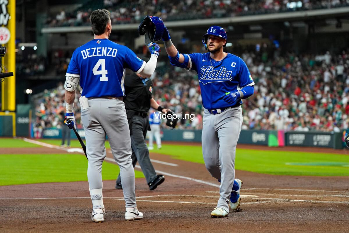 2 billion dollar franchise sequels with steve carell to leave netflix soon