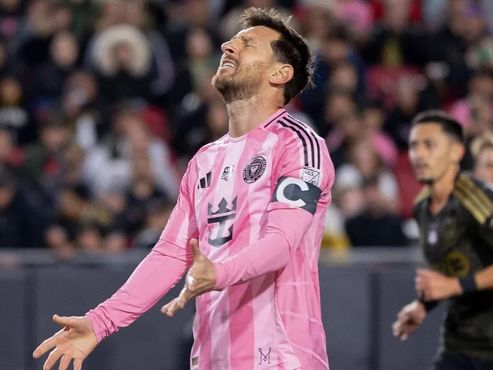 I regret not learning english lionel messi