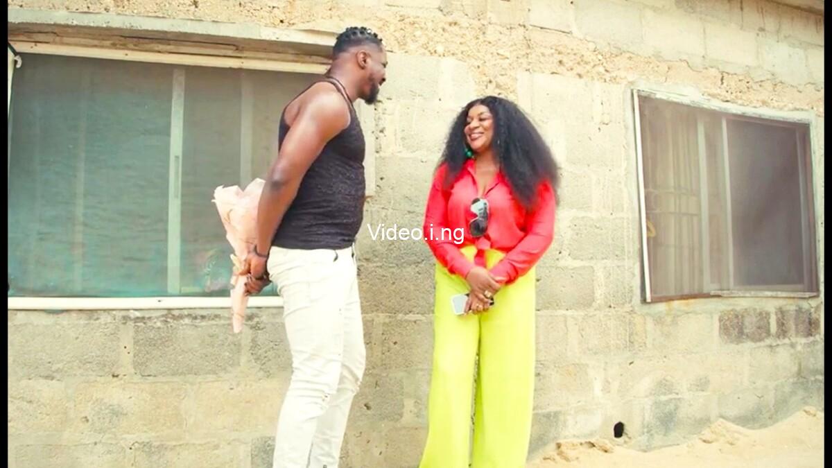 She Never Love Another Man After Her Husband’s Death But A Poor Street Tout Won Her Heart