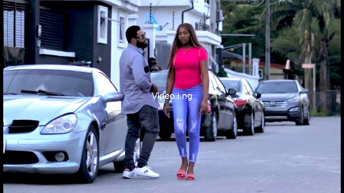 Single Billionaire Has Been Searching For True Love Until He Met A Beautiful Stranger By The Road